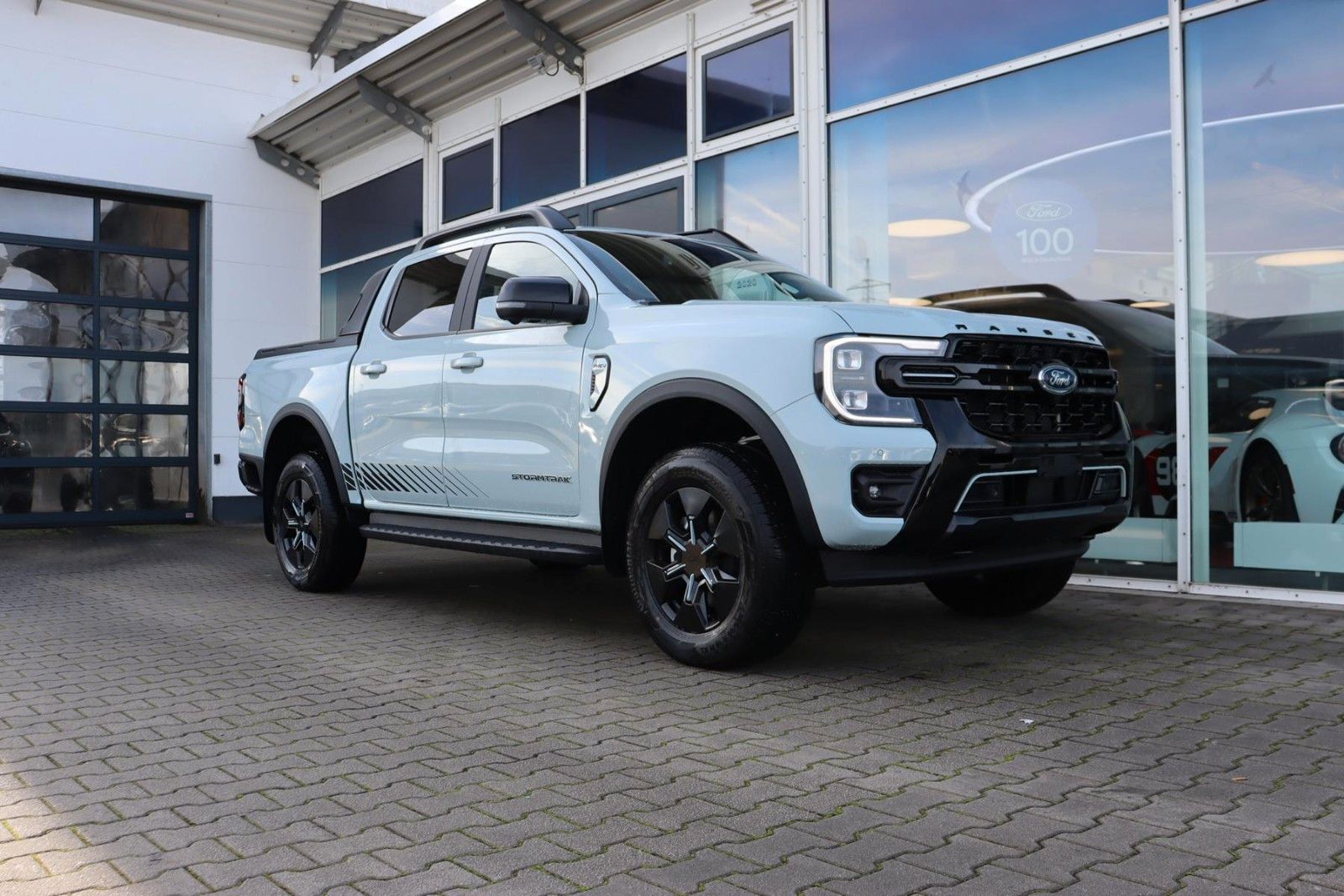 Ford Ranger Stormtrak 2,3l DOKA PHEV AHK 0,0% FIN*