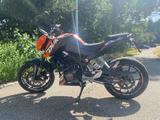 KTM Duke 125 / mit viel Zubehör - KTM Motorräder in Freiburg