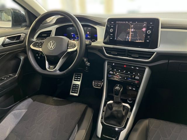 Fahrzeugabbildung Volkswagen T-Roc 1.5 TSI DSG GOAL NAV STANDHEIZUNG AHK GJR
