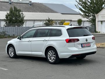 Volkswagen Passat Variant - 5