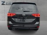 Volkswagen Touran Highline 2.0 TDI 150 PS DSG 7-Sitzer PANO - : Sommerreifen