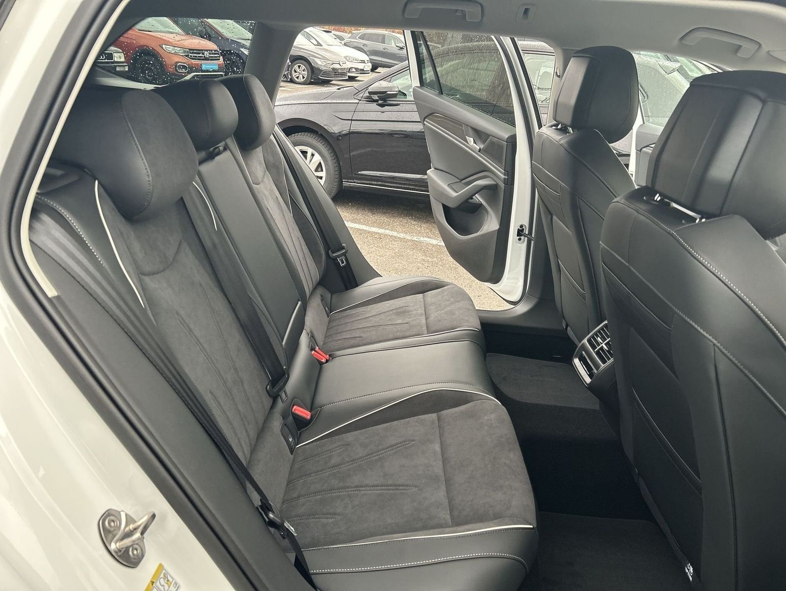 Volkswagen Passat - Bild 10