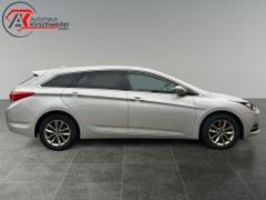 HYUNDAI i40 Kombi blue 1.7 CRDi DCT Trend