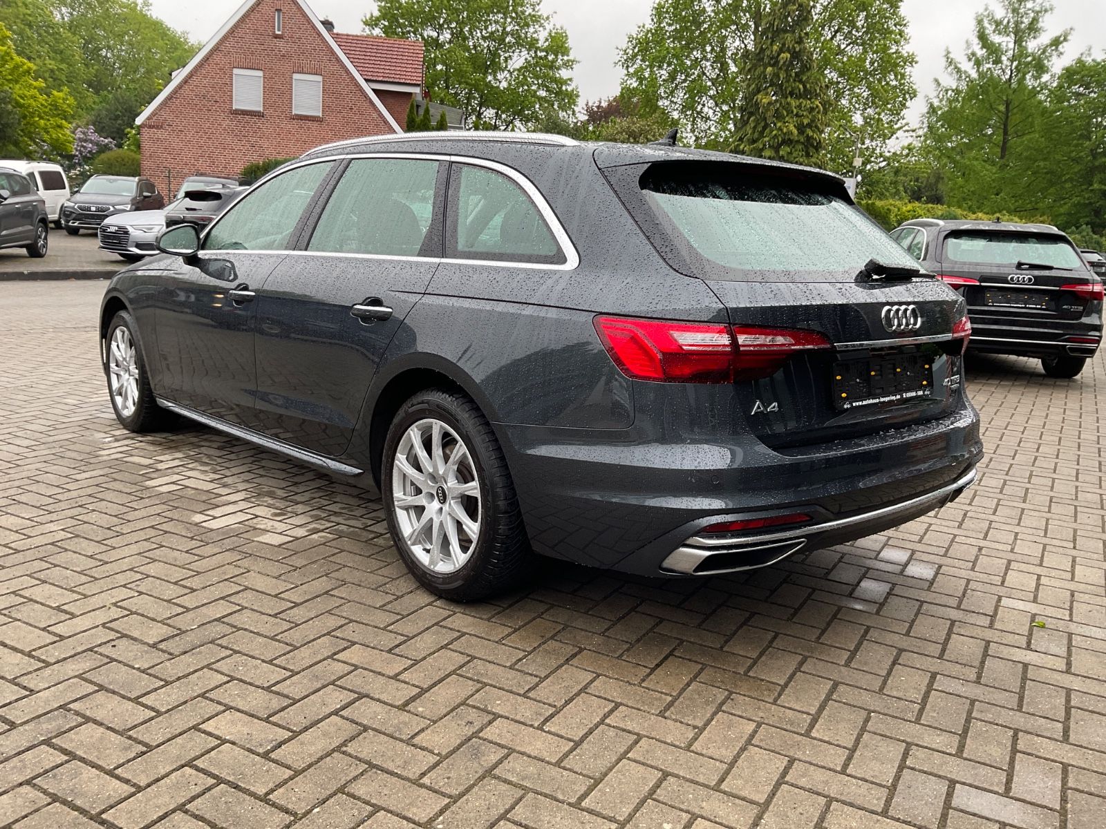 Fahrzeugabbildung Audi A4 Avant 40 TFSI quattro,Leder,ACC,Kamera,LED