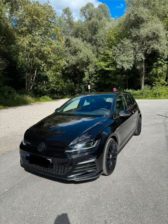 Image of Volkswagen Golf