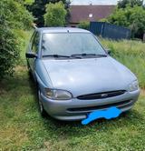 Ford escort  brauche Platz dringend  400 - gebrauchte Ford Escort aus dem Jahr 1996