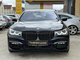 BMW 750 d xDrive M-Packet Head-Up Acc 2Hand Leder - BMW 750 mit Diesel-Antrieb: Limousine