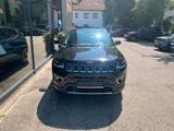 Jeep Compass Limited 4WD Panoramadach - Jeep Compass Gebrauchtwagen in München