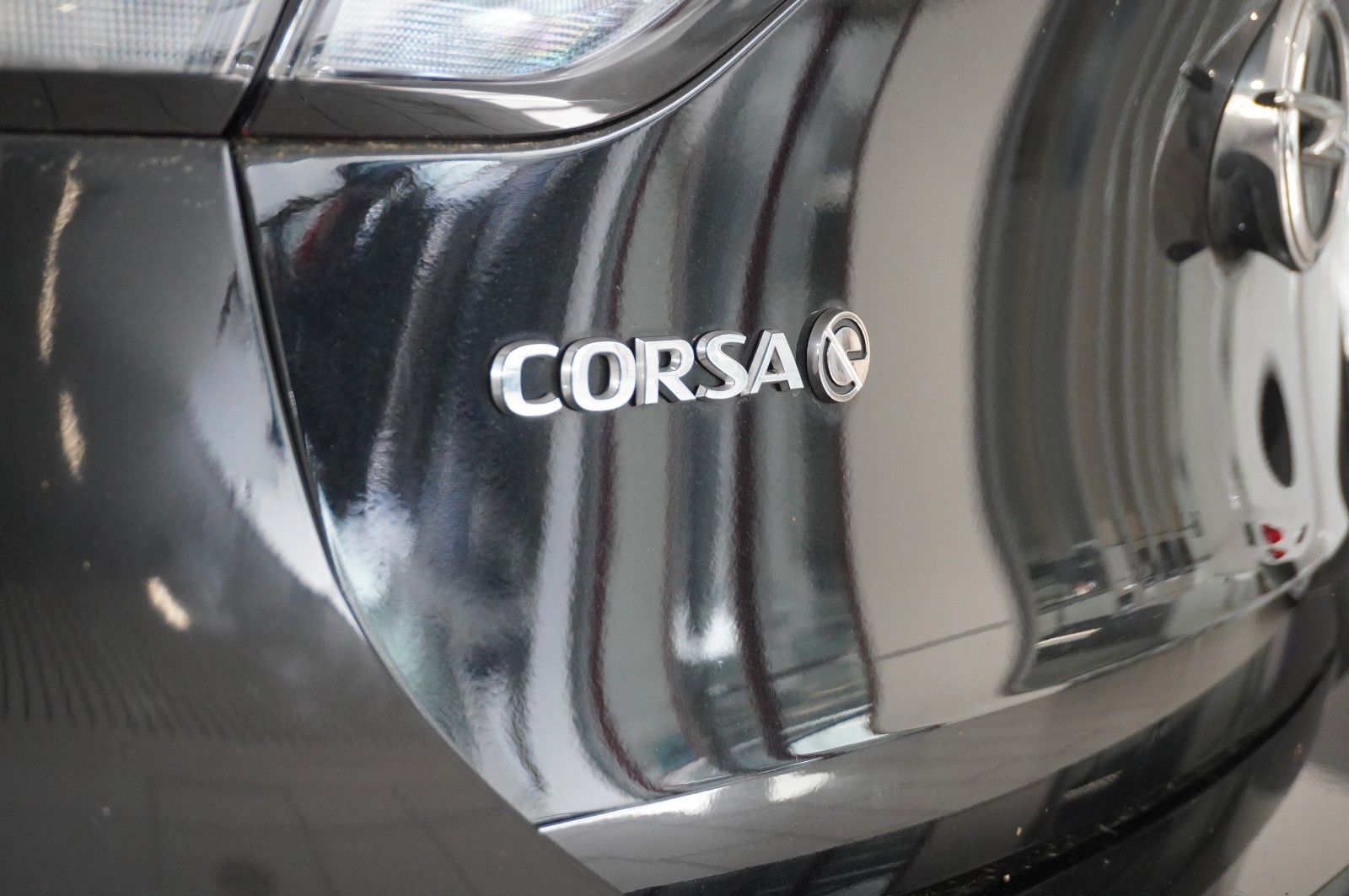 Fahrzeugabbildung Opel Corsa-e F EDITION 1-PHASIG NAVI/VIRT./SPORT/DAB+
