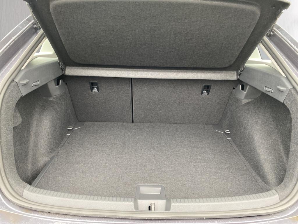 Volkswagen Taigo 1.0 TSI Style IQ.LIGHT AHK Kamera ACC PDS