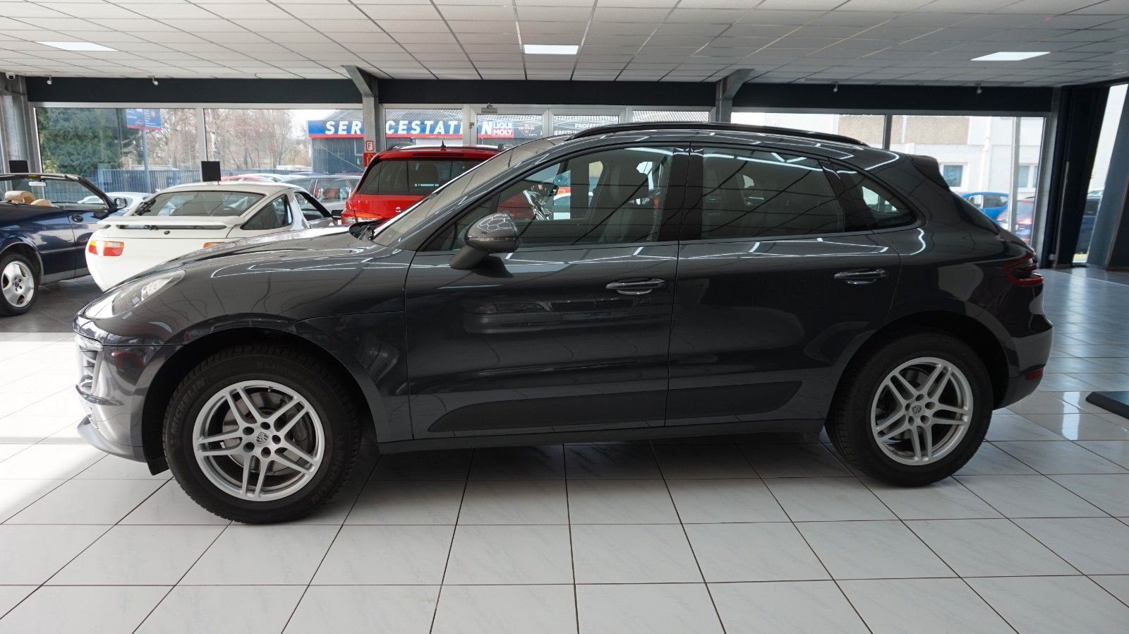 Fahrzeugabbildung Porsche Macan 1 Vorbesitzer Scheckheft gepflegt Tüv neu