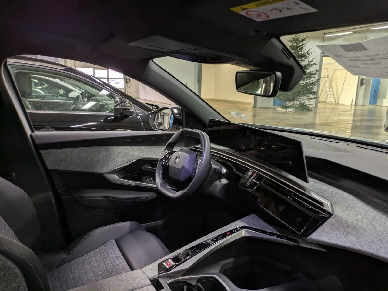 Fahrzeugabbildung Peugeot 3008 Allure MHEV 145 e-DSC+Navi+Sitzhzg.+Keyless