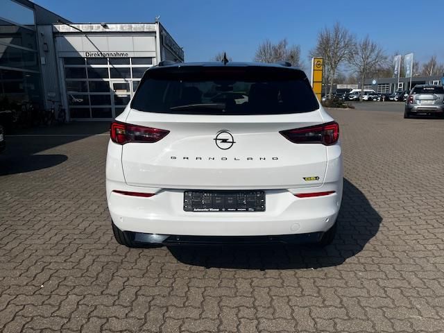 Opel GRANDLAND X GSE PHEV AT-8 AWD
