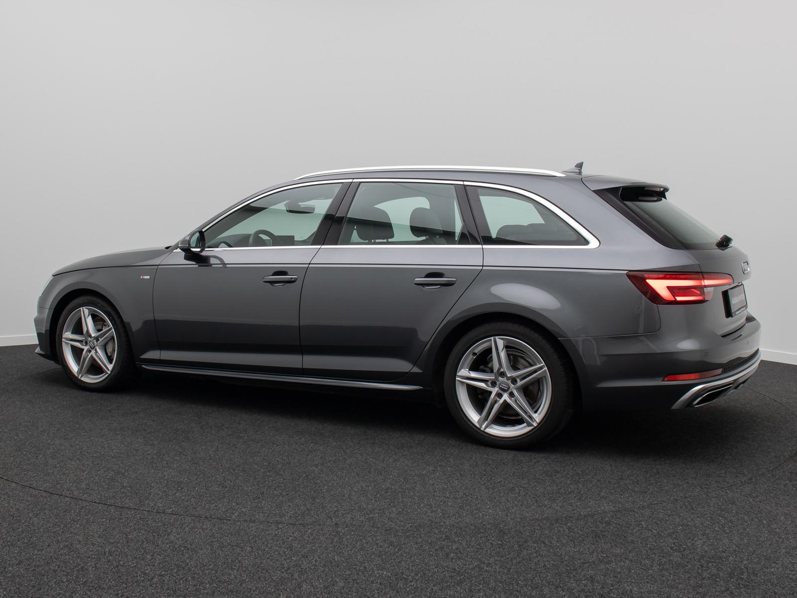 Audi A4 quattro SLine Kamera DAB Massage Panorama 18"