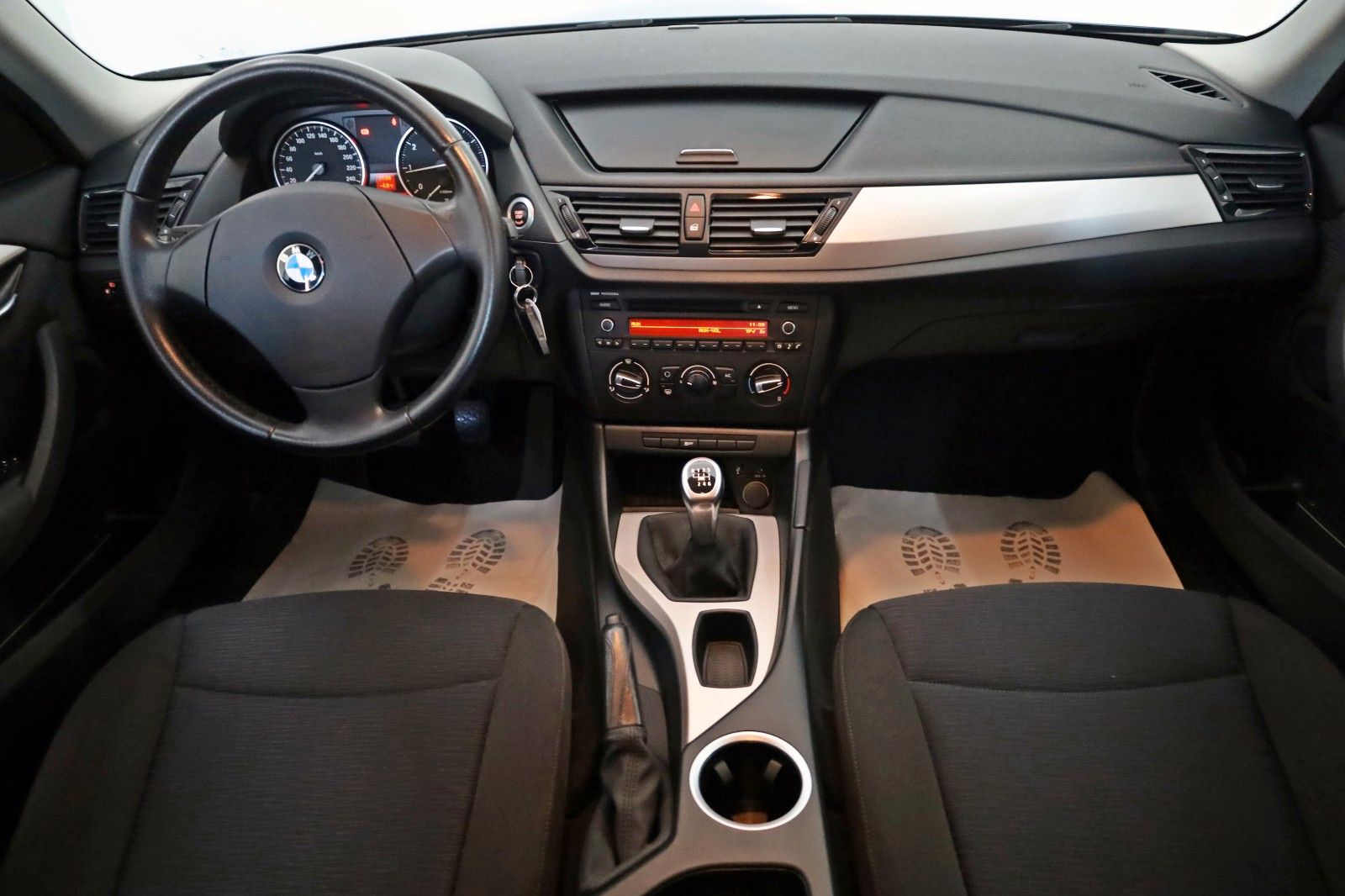 Fahrzeugabbildung BMW X1 18i sDrive Modellpflege,PDC,Isofix