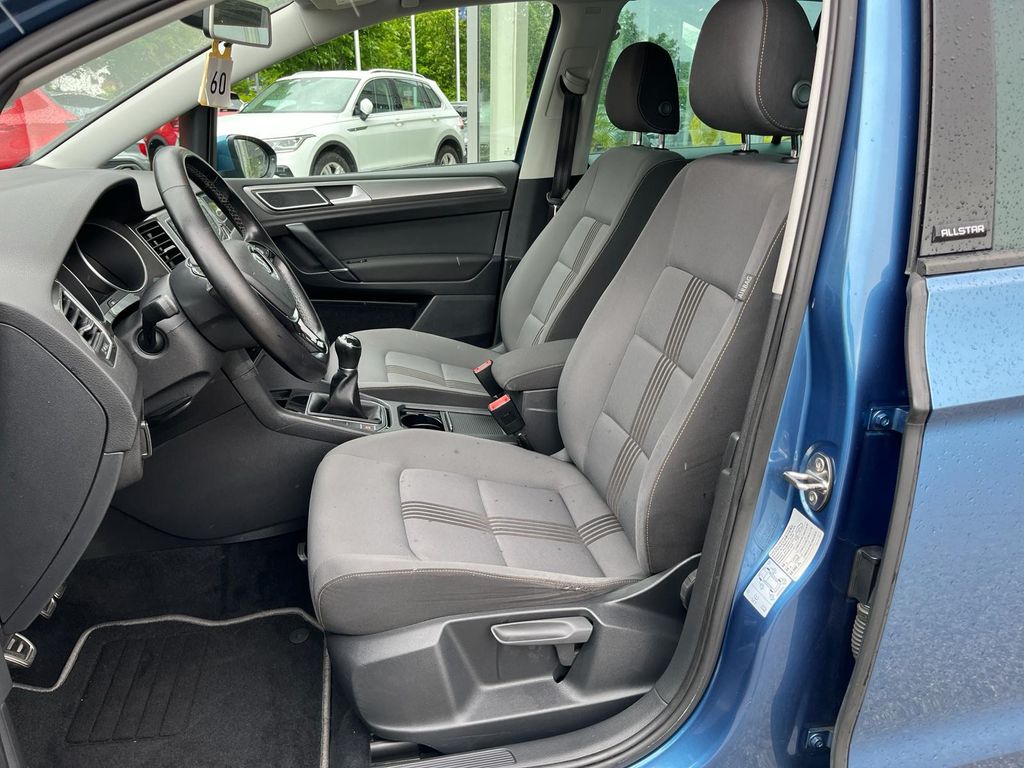 VW Golf Sportsvan 110 PS Allstar VW Golf Sportsvan 110 PS Allstar