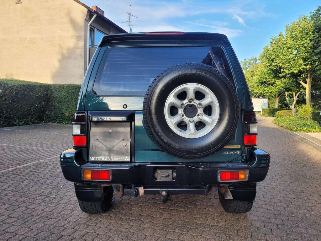 Mitsubishi Pajero