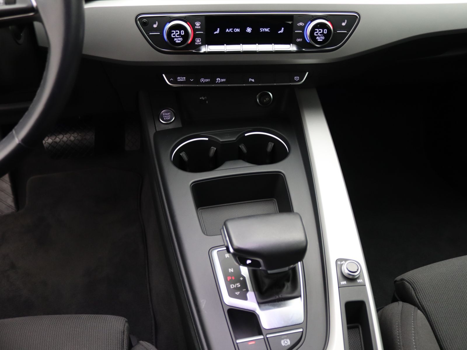Audi A4 - Bild 14