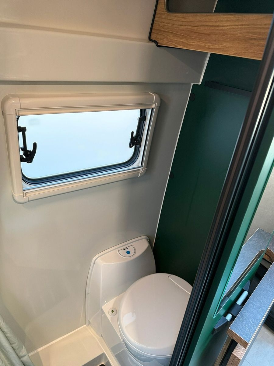 Fahrzeugabbildung Karmann Dexter DE 600 Concept Paket