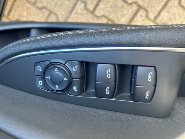 Insignia ST Ultimate 2.0 CDTI AHK NAVI PARK&GO P