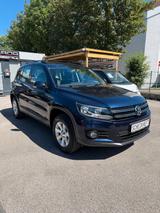 Volkswagen Tiguan Trend & Fun BMT*81.000KM*SHZ*PDC*FREISPRE - Volkswagen Tiguan: Trend Fun