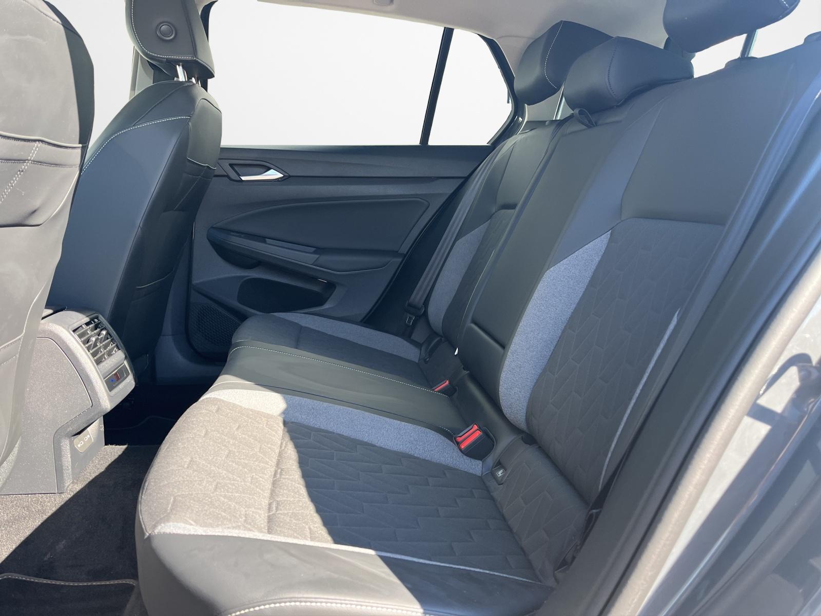 Volkswagen Golf 1.5 TSI Goal AHK Navi LED Kamera PDC LM Te, миниатюра 12