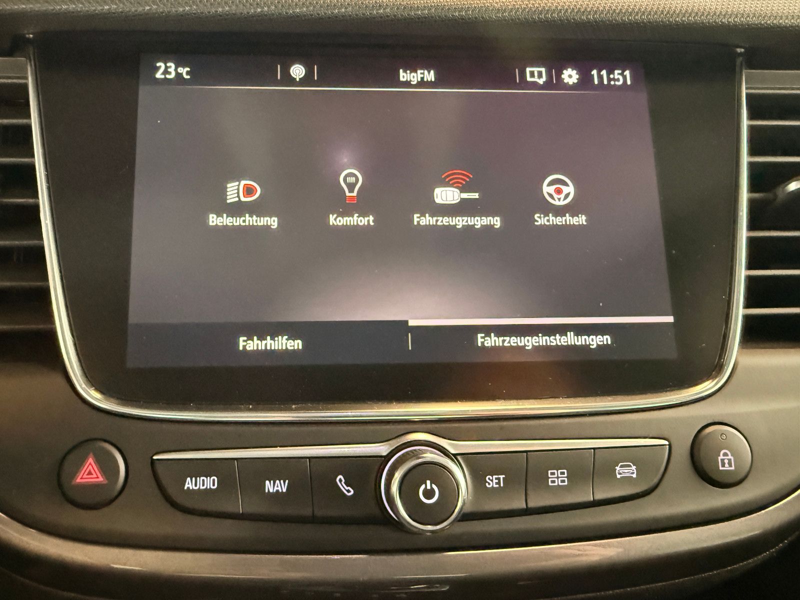 Fahrzeugabbildung Opel CrosslandX Ultimate/HEAD-UP/KAMERA/LEDER/LED/AUT