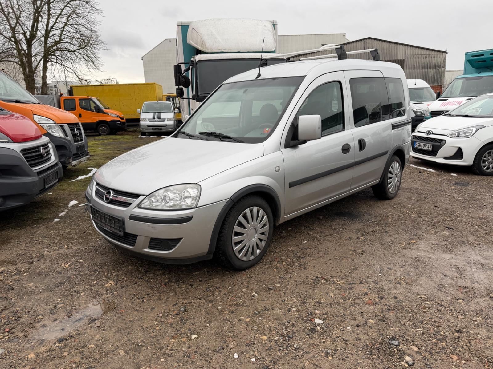 Opel Combo Sport 112 tsd km* MOTORSCHADEN