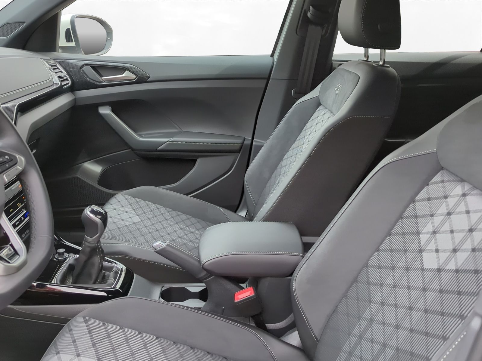 Volkswagen T-Cross - Bild 3