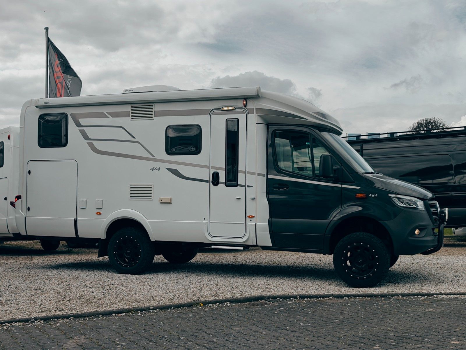 Fahrzeugabbildung HYMER / ERIBA / HYMERCAR ML-T 580 4x4 ALLRAD- VIELE EXTRAS!