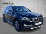 BMW X1 sDrive18d xLine AHK Navi LED PDC SHZ T-Leder - BMW X1: Schwarz
