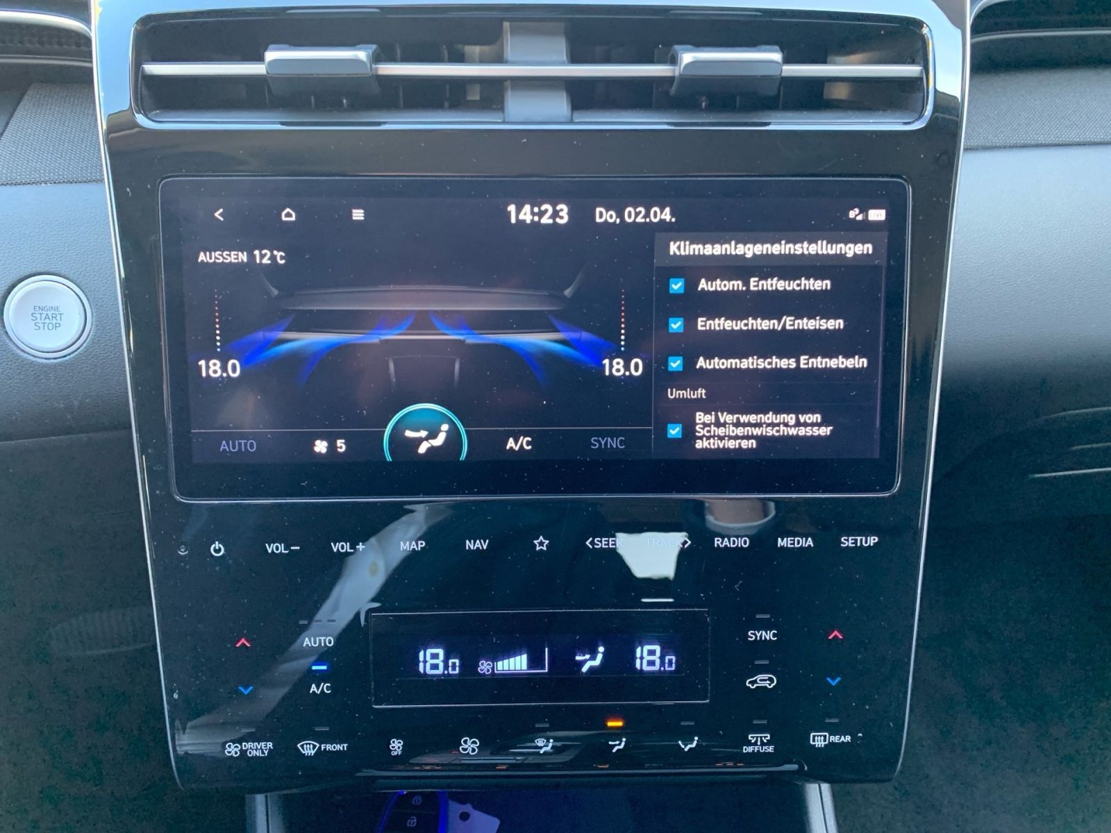 Fahrzeugabbildung Hyundai TUCSON 1.6 T-GDI Trend Plug-In Hybrid 4WD el.HK