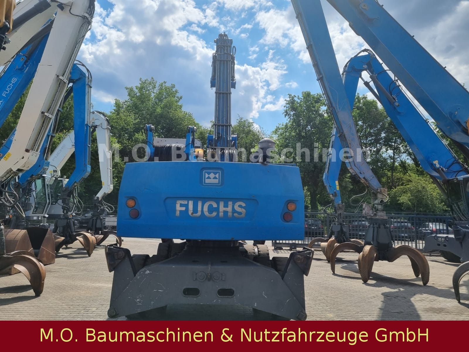 Fahrzeugabbildung Fuchs MHL 331 / ZSA / AC / Hochfahrbare Kabine /Magnet