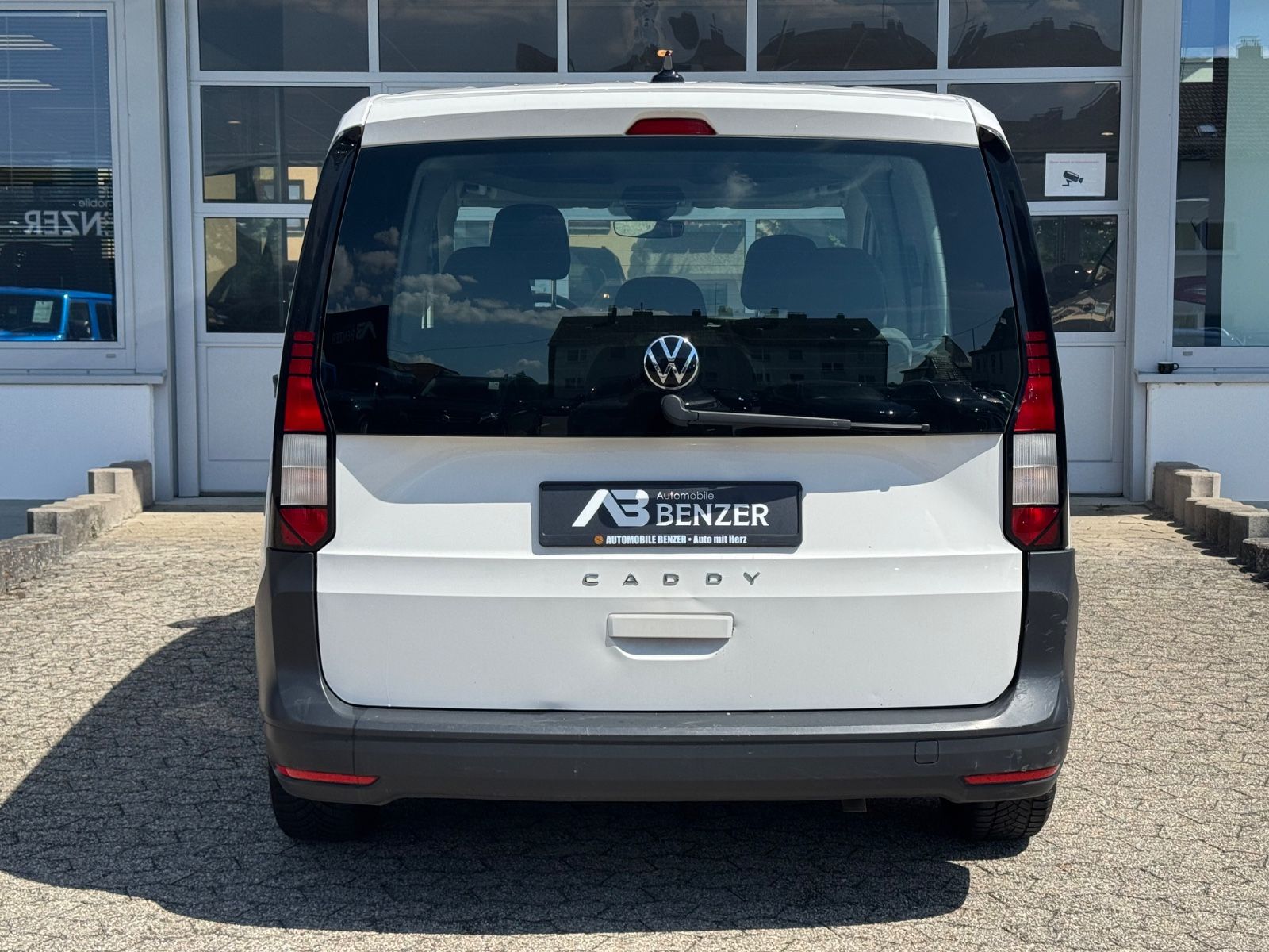 Fahrzeugabbildung Volkswagen Caddy BLUETOOTH/AUTO-HOLD/ACC/TEMPOMAT/