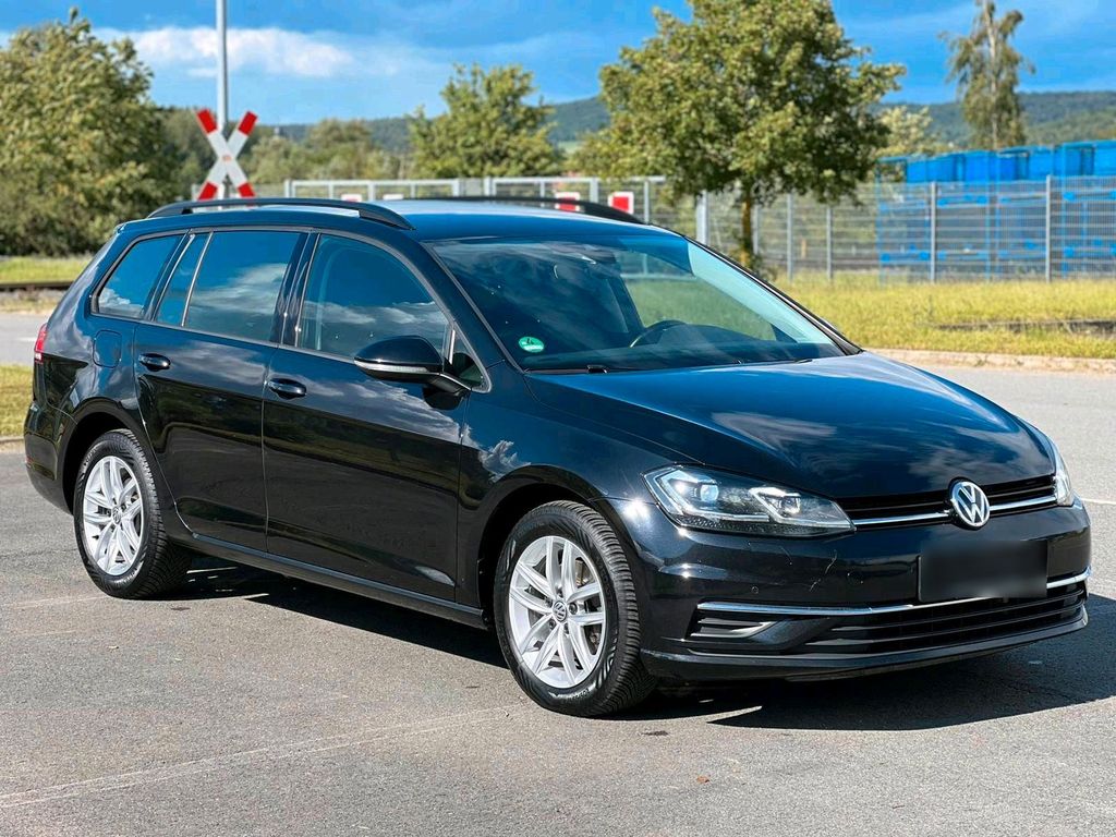 Image of Volkswagen Golf