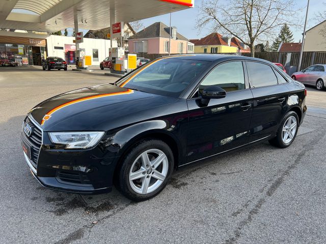 Audi A3 Limousine 30 TFSI basis 90.000 Km Xenon