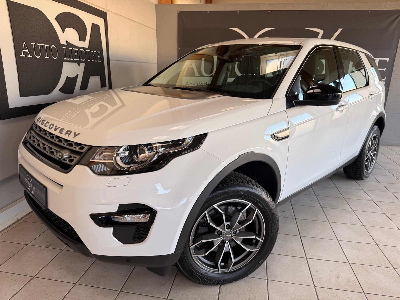 LAND ROVER Discovery
