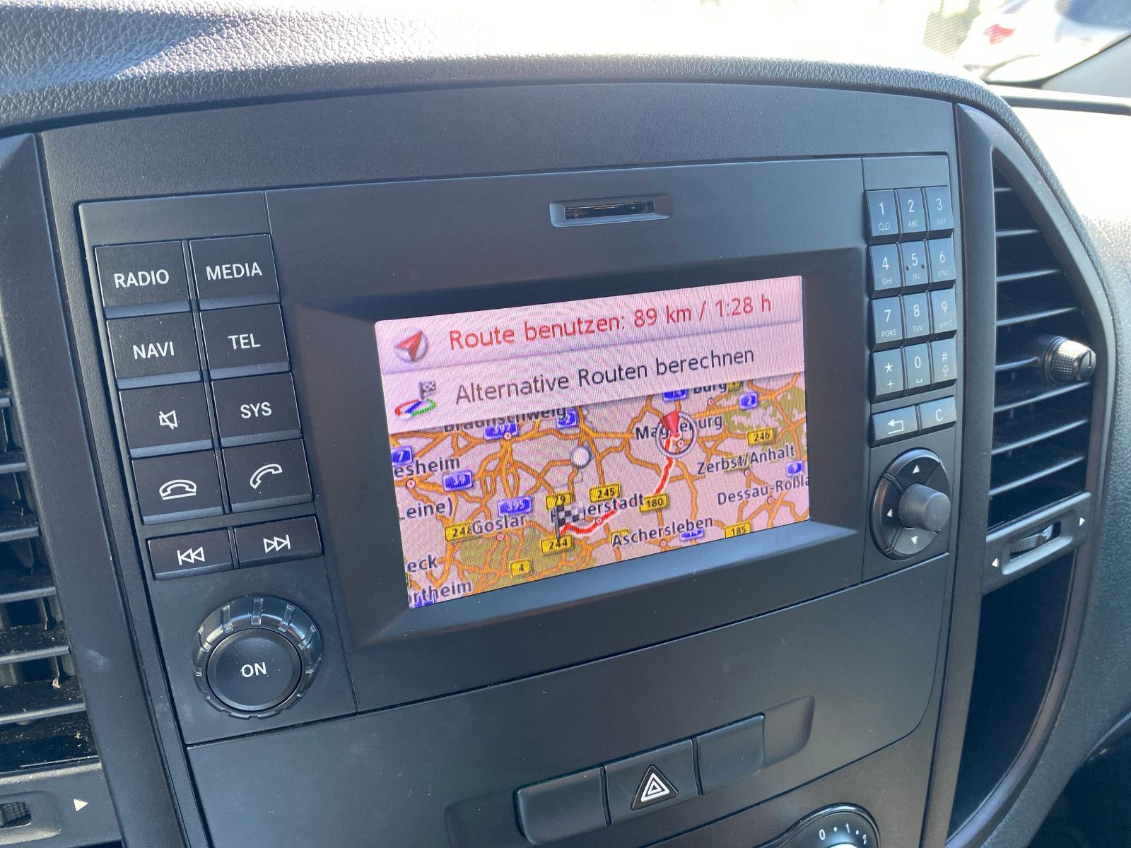 Fahrzeugabbildung Mercedes-Benz Marco Polo ACTIVITY EDITION