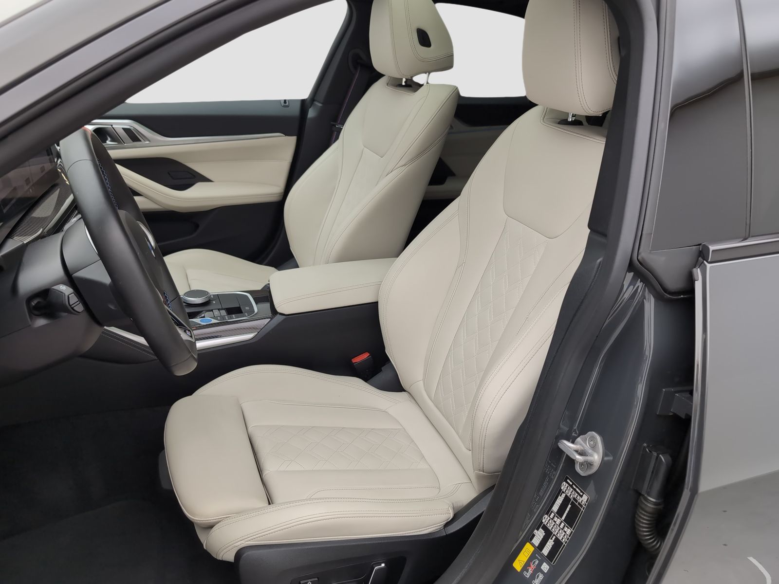 BMW i4 - Bild 9