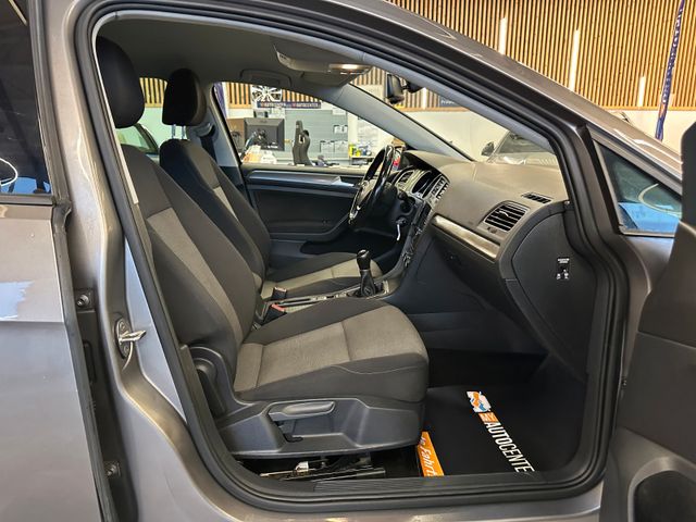 Volkswagen Golf VII Lim. Sound Start-Stopp *Navi*Kamera*