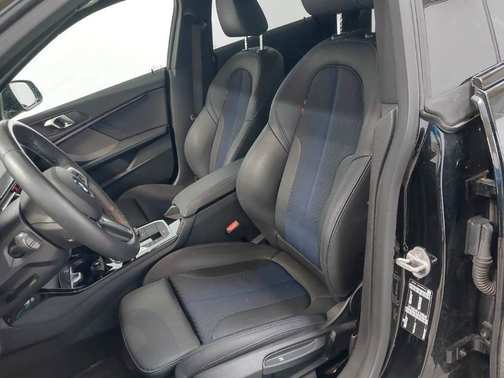 Fahrzeugabbildung BMW 218 i Gran Coupé M Sport H&k Leder Kamera ACC