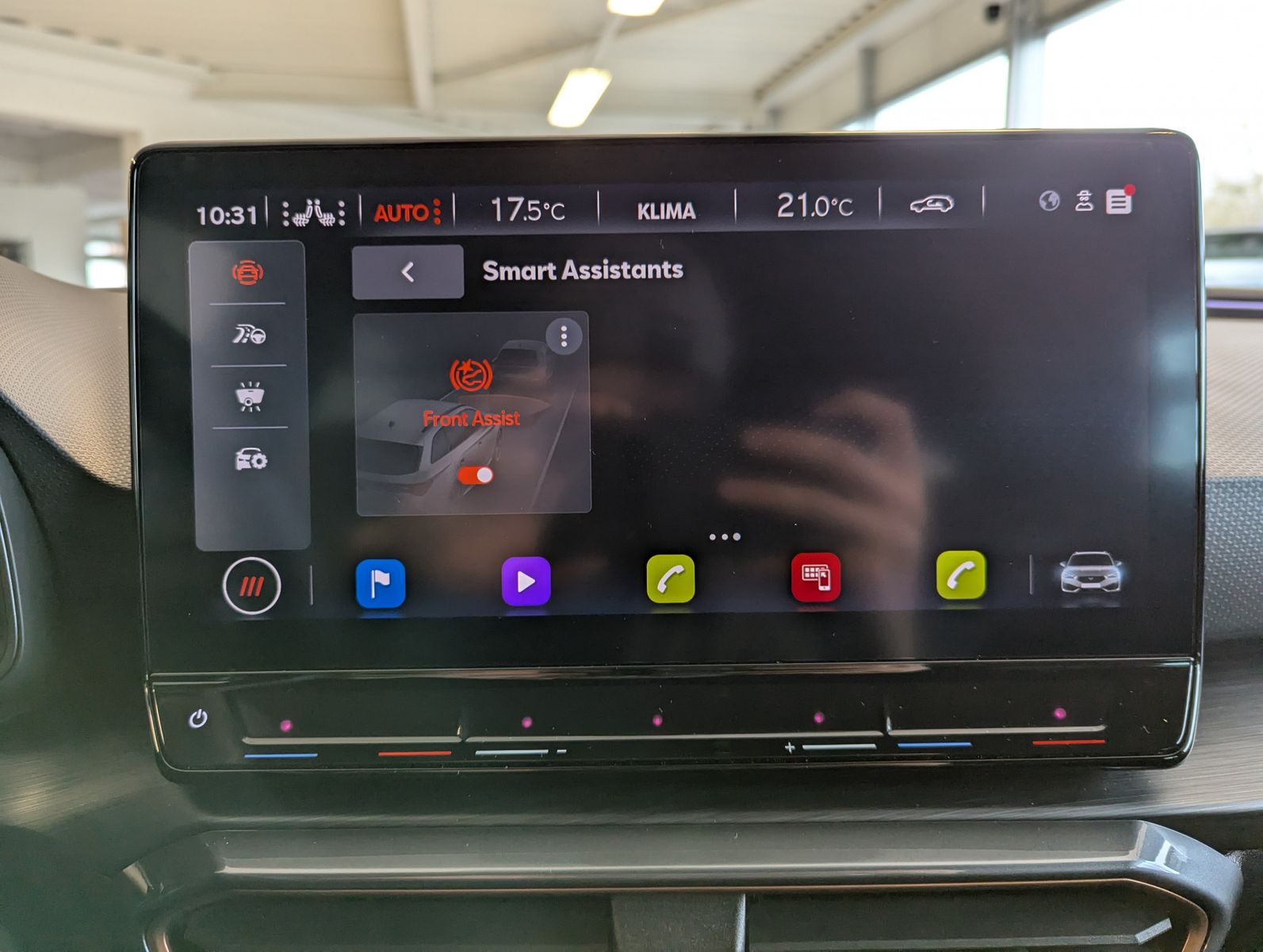 Fahrzeugabbildung CUPRA Leon 1.5eTSI DSG Matrix Cam Vision+ Full Link