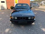 BMW 525i  Oldtimer sucht ein neues Zuhause - BMW 525 in Oldenburg
