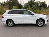 Volkswagen Tiguan Allspace R LINE UNITED*PANORAMA*NAVI*LED* - VW Tiguan Allspace in Essen
