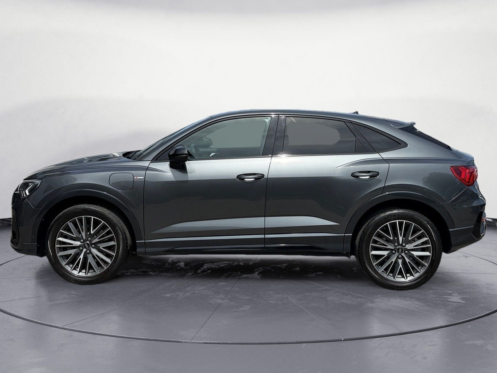 Audi Q3 Sportb. S line 45 TFSIe S tronic foto 3