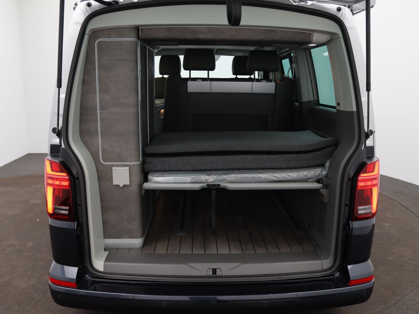 Volkswagen T6 California - Bild 9