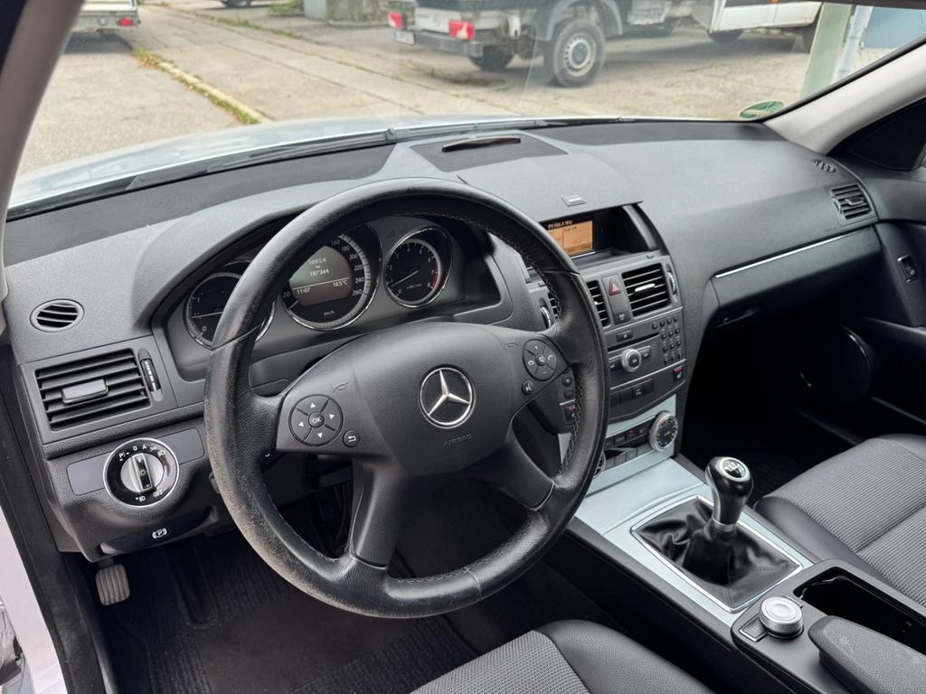Mercedes-Benz C 180
