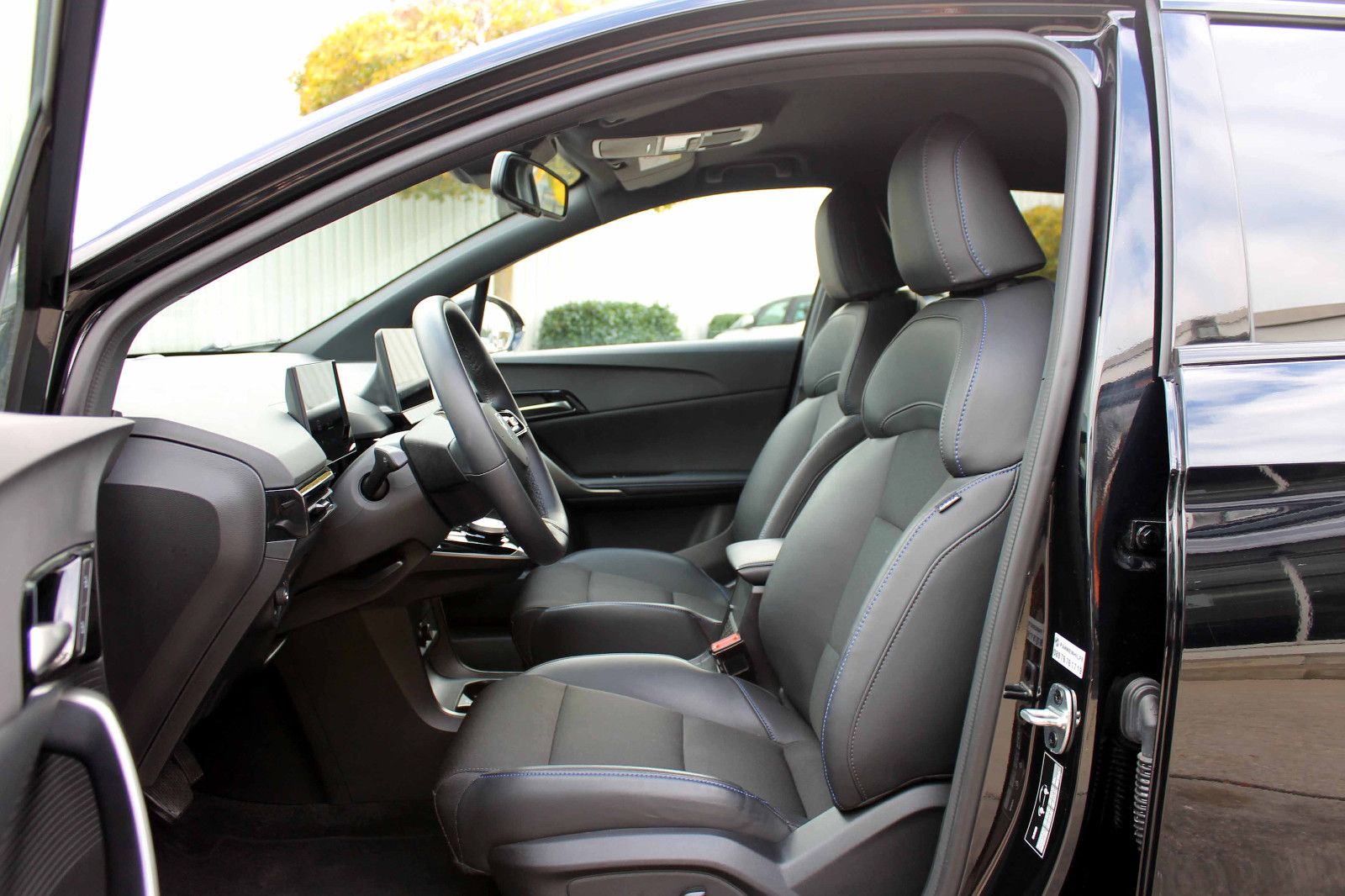 Fahrzeugabbildung MG MG4 Trophy Extended Range 77kWh ACC 360° LED BT