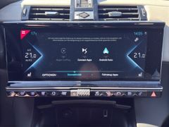 Fahrzeugabbildung DS Automobiles DS 7 Crossback 1.6 E-Tense 4x4 Rivoli