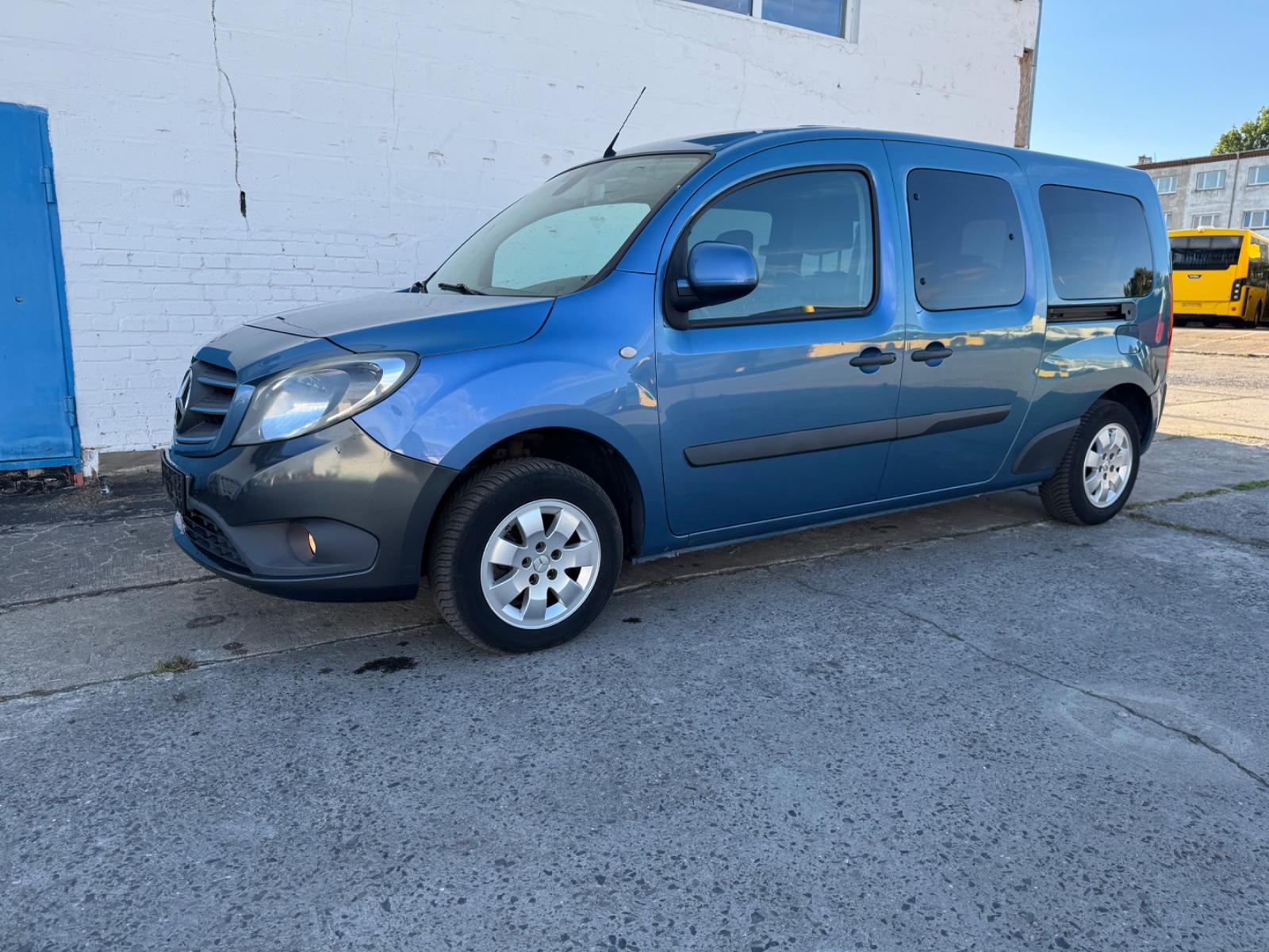 Mercedes-Benz Citan Maxi 111 CDI 7 Sitze KLIMA